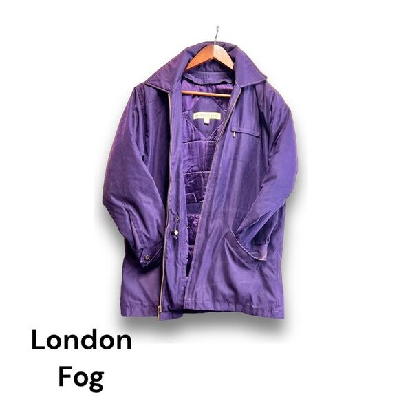 London Fog. Women’s coat, detachable liner and hood.  Small. Adjustable waist. - Picture 6 of 16